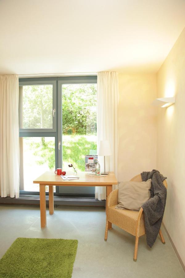 Alanus Gastehaus Hotel Alfter Exterior photo
